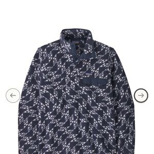 Patagonia Men's Navy Geometric Sweatshirt
